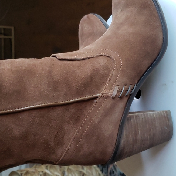 OTK tall Suede boots. - Picture 7 of 7